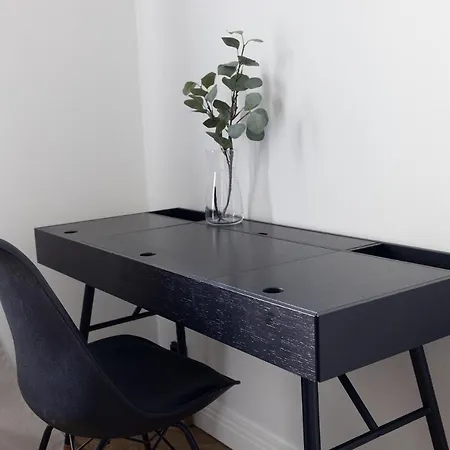 Poista 2ndhomes Gorgeous 3br With Sauna By Opera House Apartment