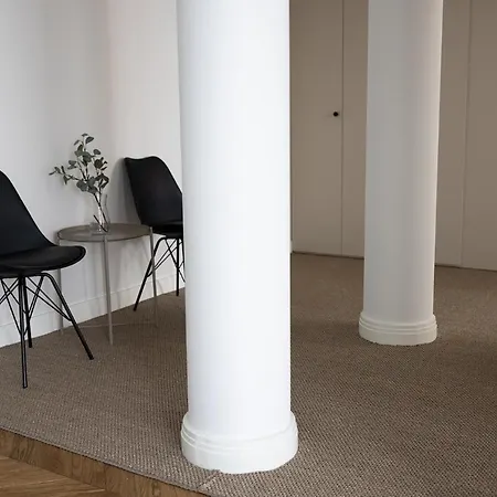 Poista 2ndhomes Gorgeous 3br With Sauna By Opera House Apartamento Helsinki
